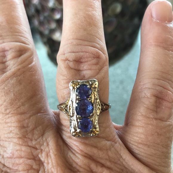 14k WG/YG - Three Stone Tanzanite Ring - Art Deco Style - Sz 9 - Picture 5 of 10